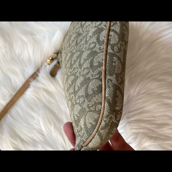 Authentic vintage Dior green trotter mini saddle with coin bag - Picture 4 of 15